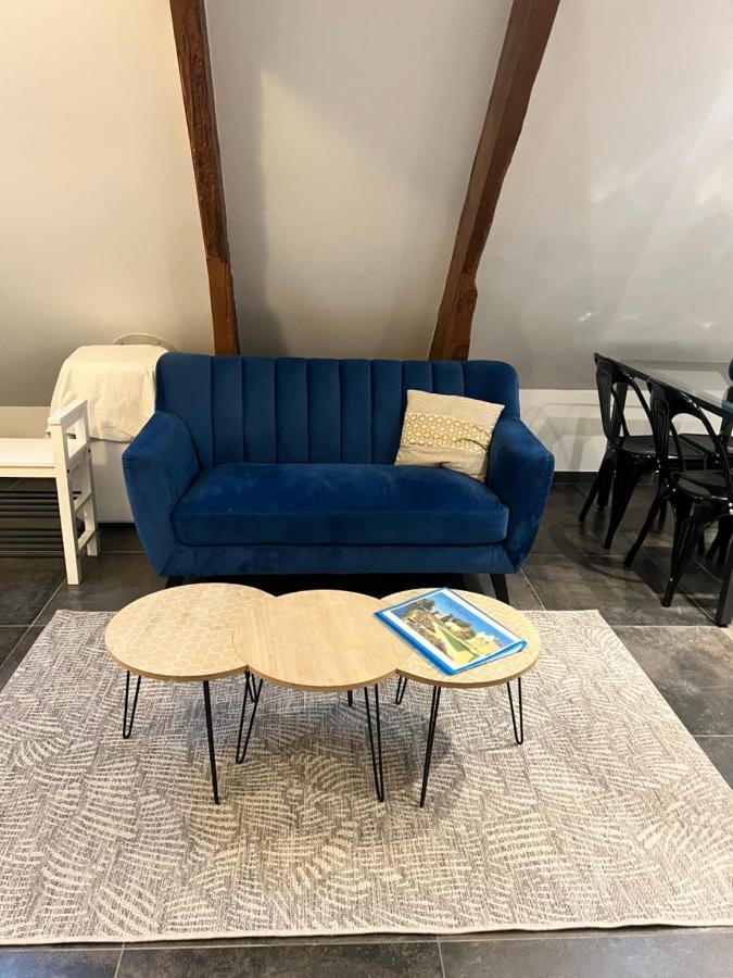 Les Suites Du Colonel Vannes Kültér fotó